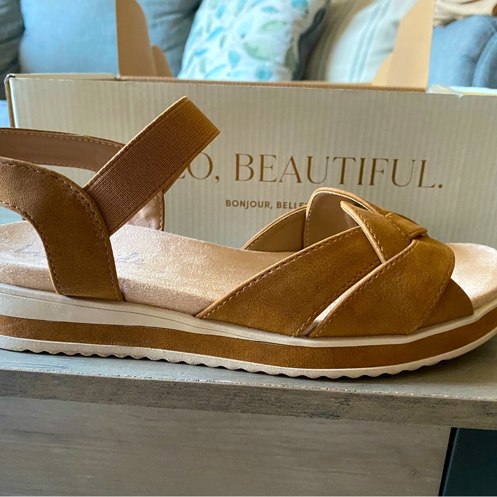 New Life Stride Sandals